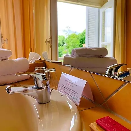 Bed & Breakfast Chateau Maucaillou 3*